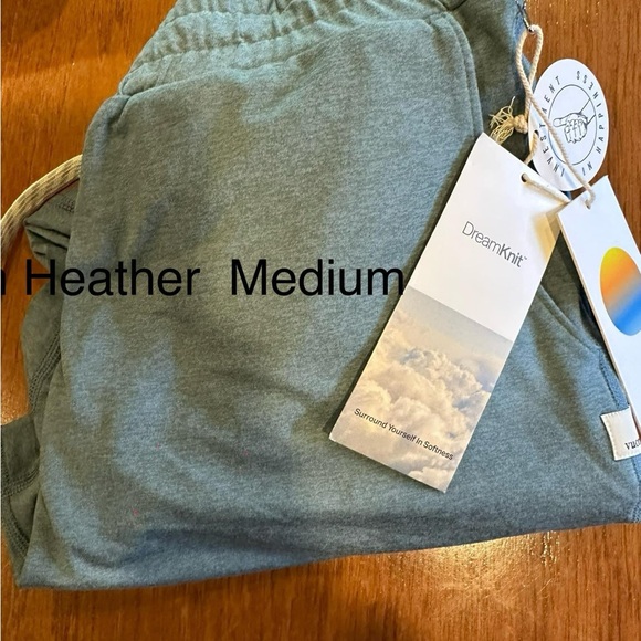 Performance Joggers  Smoke blue Heather  XS . Retail  94 plus tax asking 70 - Picture 2 of 4